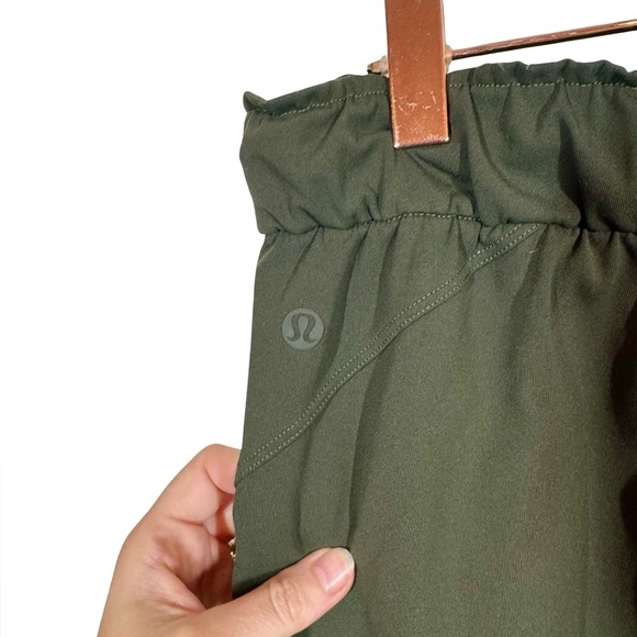 Lululemon Stretch High-Rise Jogger in Dark Olive W5DQDS - Picture 7 of 10